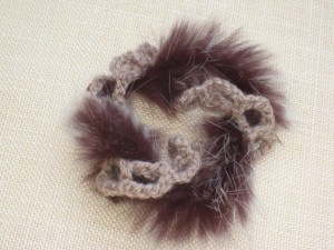 Knitted bracelet with fur