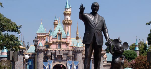 8 Best Attractions of Disneyland Resort in California