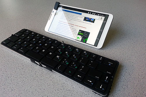 Advantages Of Foldable Bluetooth Keyboards 1
