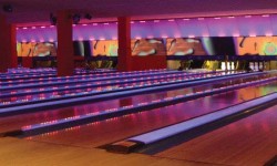 Free session of Ice-skating and Bowling