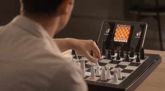 GoChess-Most-Powerful-Chess-Board-3