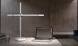 Jake Dyson CSYS Desk White Light 1