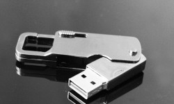 Metal Keychain USB Flash Drive