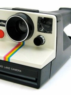 Polaroid OneStep SX-70 Instant Camera 1