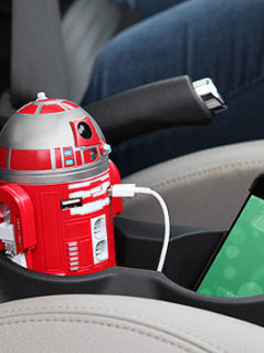 R2-D9 USB Car Charger 1