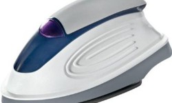 Travel Smart by Conair Mini Travel Iron 1